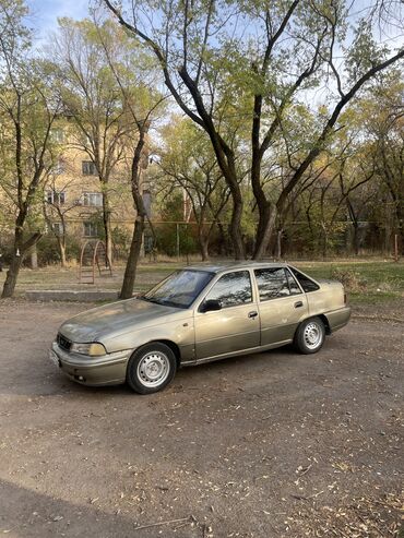 куплю машину недорого бу: Daewoo Nexia: 2000 г., 1.5 л, Механика, Бензин, Седан