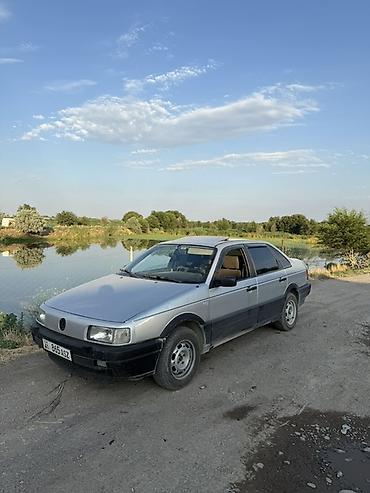 8: Volkswagen Passat: 1990 г., 1.8 л, Механика, Бензин, Седан — 1