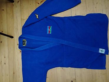sevgililer ucun dest koftalar: Mavi rəngli cüdo kimono dəsti - Brend: Mizuno (loqolu) - Dəst: yuxarı — 1