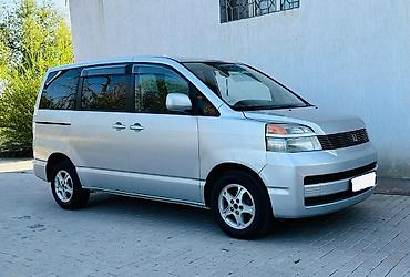 тайота в: Toyota Voxy: 2004 г., 2 л, Автомат, Бензин, Минивэн — 3