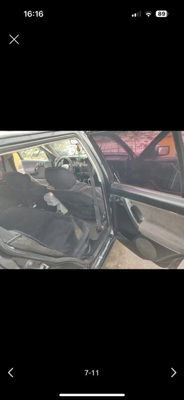 Volkswagen: Volkswagen Golf: 1993 г., 1.6 л, Механика, Бензин, Хэтчбэк — 7