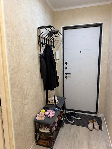 Квартиры: 3 комнаты, 58 м², 9 мкр 104 серия, 2 этаж, Старый ремонт — 8
