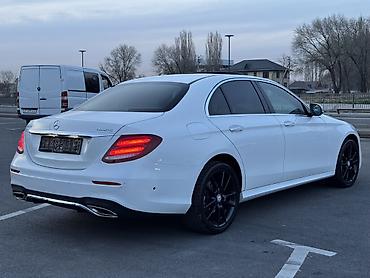 Mercedes-Benz: Mercedes-Benz E-Class: 2018 г., 2 л, Автомат, Бензин, Седан — 4