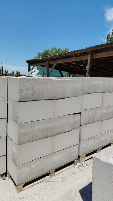 Газоблок: Бетонные блоки прямоугольной формы, предназначенные для строительных at lalafo.kg — 12 Газоблок: Бетонные блоки прямоугольной формы, предназначенные для строительных — 12
