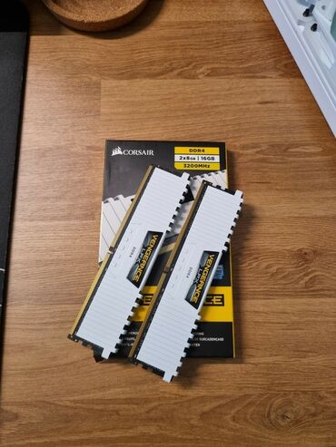 Оперативная память (RAM): Оперативная память, Новый, ADATA, 16 ГБ, DDR4, 3200 МГц, Для ПК