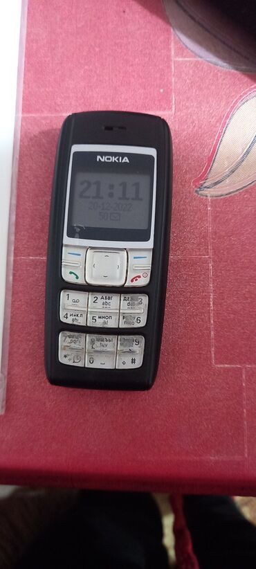 nokia 3300: Nokia 1 | Yeni | < 2 GB Memory Capacity | | Düyməli, Sensor