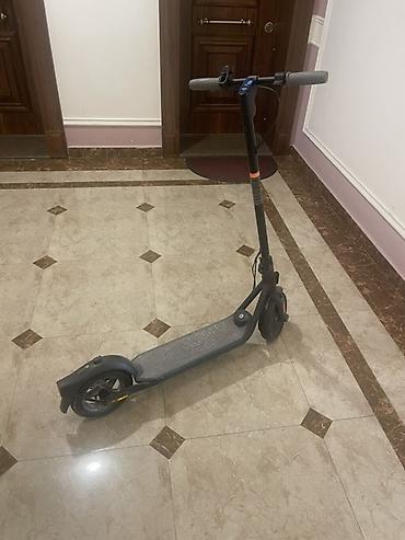 explore smart samokatları: Elektrik skuter – şəhər daxili rahat və çevik hərəkət üçün - Rəng — 3