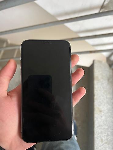 11 sade: IPhone 11, 64 GB, Qara, Face ID — 4