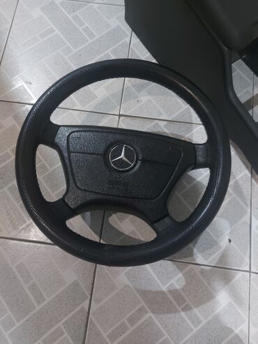 xacmazda ucuz avtomabiller: Mercedes-Benz E 220, 1998 il, İşlənmiş