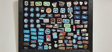 Значки, ордена и медали: Продаётся коллекция значков про знаменитых людей — 8