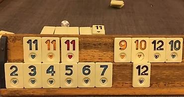 pişikli oyunlar: Okey/Rummikub stolüstü oyun dəsti - Klassik rəqəm daşları ilə — 1