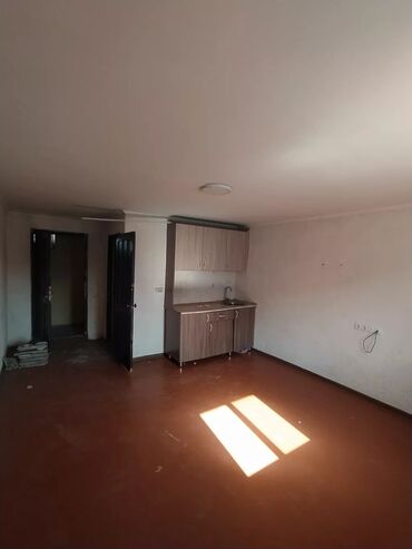 Долгосрочная аренда домов: 20 м², 1 комната, Утепленный, Забор, огорожен