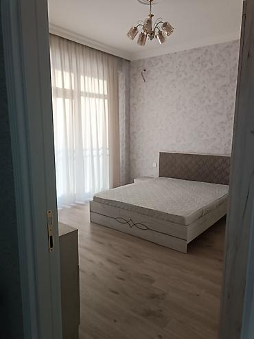 razinde kiraye: Bağçaşəhərdə üçbotaqlı,əşyalı mənzil kirayə verilir.Sahəsi 116m2 — 6