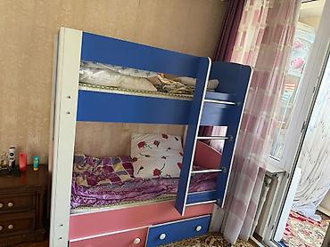 carpayi satiram: İki mərtəbəli uşaq çarpayısı satiram - Rənglər: mavi, çəhrayı və ağ — 1