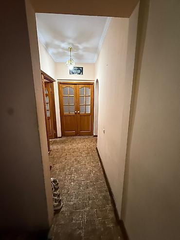 суюнбаев: 3 комнаты, 65 м², Карпинка 106 серия, 8 этаж, Старый ремонт — 4