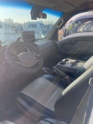 Легкий грузовой транспорт: Легкий грузовик, Hyundai, Стандарт, 3 т, Б/у at lalafo.kg — 11 Легкий грузовой транспорт: Легкий грузовик, Hyundai, Стандарт, 3 т, Б/у — 11