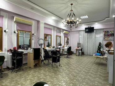 Kommersiya daşınmaz əmlakının satışı: Babək prospekti, Acsess bankın arxasında, 300 kv sahəsi olan gözəllik — 1