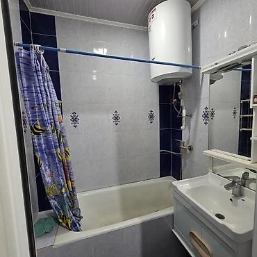 o store: 3 комнаты, 66 м², Толойкон мкр., 105 серия, 4 этаж, Косметический ремонт — 7