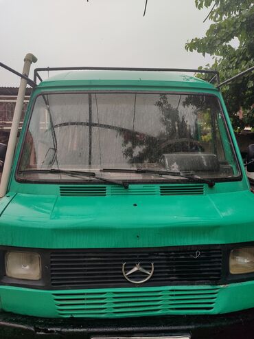 Mercedes-Benz: Mercedes-Benz : 1988 г., 2.9 л, Механика, Дизель