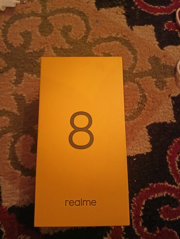 чехол на realme: Realme 8, Б/у, 128 ГБ, цвет - Серебристый, 2 SIM