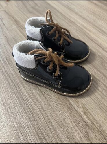 Детская обувь: Детская обувь (несколько пар) 1) Черные лакированные ботинки для — 2