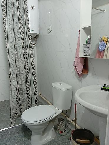 Продажа коттеджей и домов: Продаётся частный дом с участком и крытым двором. - Дом одноэтажный — 9