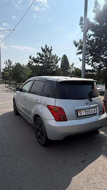 ковролин тойота ист: Toyota Ist: 2003 г., 1.5 л, Автомат, Газ, Хэтчбэк — 5
