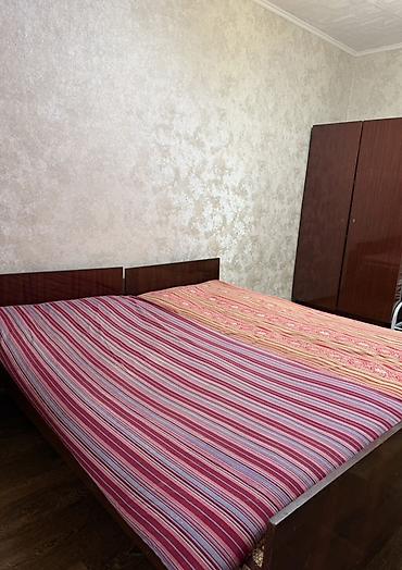 полки токмок: Две кровати и шкаф — 1
