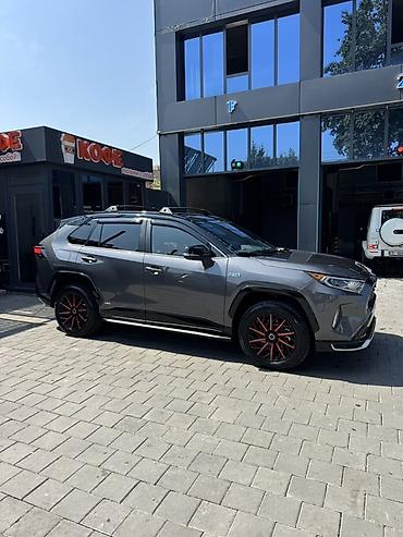 тойота в: Toyota RAV4: 2021 г., 2.5 л, Гибрид, Кроссовер — 2