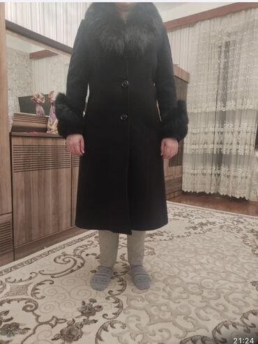 yun jaket modelleri: Palto, rəng - Qara