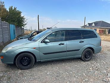 продаю в связи переездом: Ford Focus: 2000 г., Универсал — 1