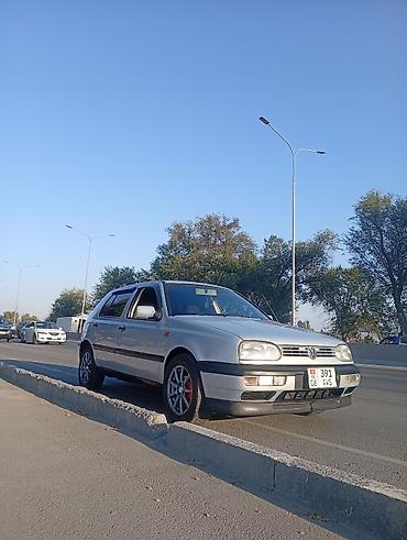 mazda 2004: Volkswagen Golf: 1993 г., 1.8 л, Механика, Бензин, Хэтчбэк — 3