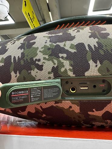 Динамики и колонки: Портативная Bluetooth-колонка JBL Boombox 3 в камуфляжном исполнении — 5