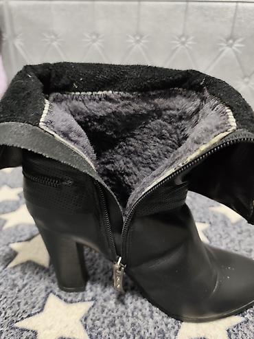 moon boot: Продам сапоги, зимние, чистая кожа, не дорого! Удобные, но на широкую — 2