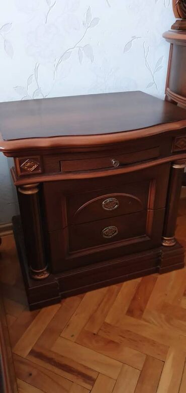 Uzunmüddətli kirayə mənzillər: 5 mərtəbəli daş binada (köhnə tikili) mənzil icarə verilir. H.Cavid — 9