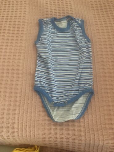 Dəstlər: Körpə geyim dəsti - 3 ədəd qalın, ayaqlı tulum: - Açıq mavi rəngdə — 43