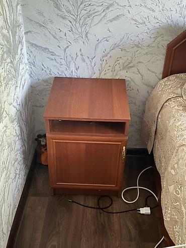 study table: Спальный гарнитур, Б/у, Шкаф, Дерево, Самовывоз, цвет - Коричневый — 4