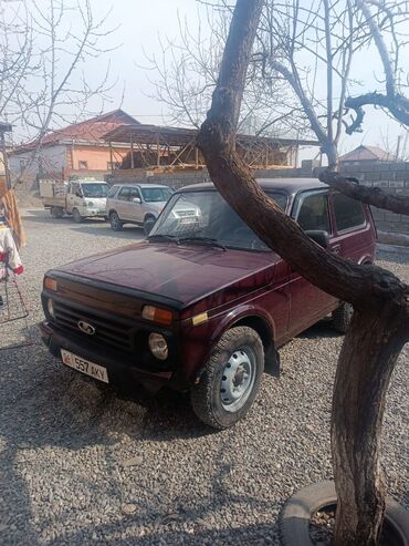 ВАЗ (ЛАДА): ВАЗ (ЛАДА) 4x4 Нива: 2013 г., 1.7 л, Механика, Бензин, Внедорожник