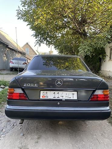 решётка стрим: Mercedes-Benz W124: 1991 г., 2 л, Механика, Бензин, Седан — 2