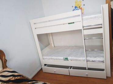Məişət məhsulları: Oğlan və qız üçün, Çarpayı, Matras ilə, Siyirməli, Laminat