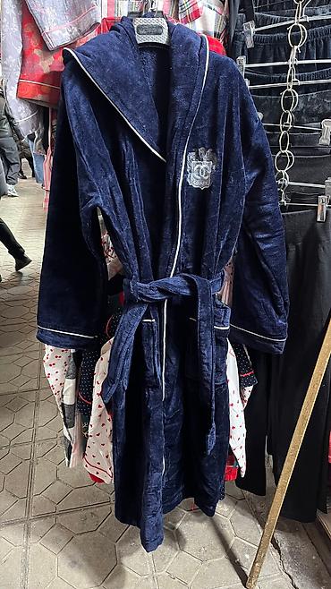 Другая мужская одежда: Мужские пижамы Мусжкие халаты Мужское термобелье Широкий ассортимент — 3