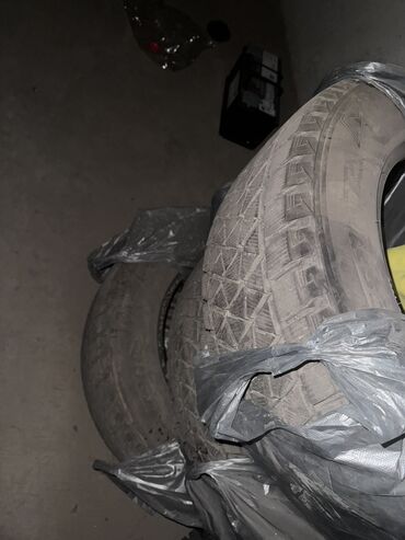 покрышка: Шины 275 / 60 / R 18, Зима, Б/у, Комплект, Легковые, Япония, Bridgestone