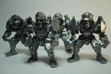 Другие предметы коллекционирования: Солдатики и роботы из 90 годов Цена договорная Куплю фигурки — 27