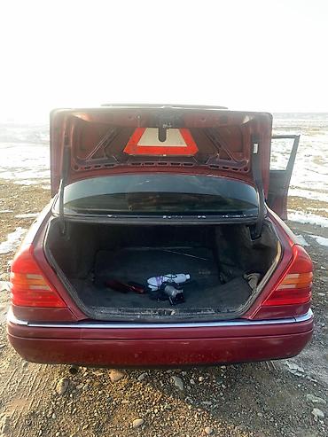 Mercedes-Benz: Mercedes-Benz C-Class: 1993 г., 1.8 л, Механика, Бензин, Седан — 1