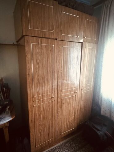шкаф дерево: Шкаф для одежды, Б/у, Прямой
