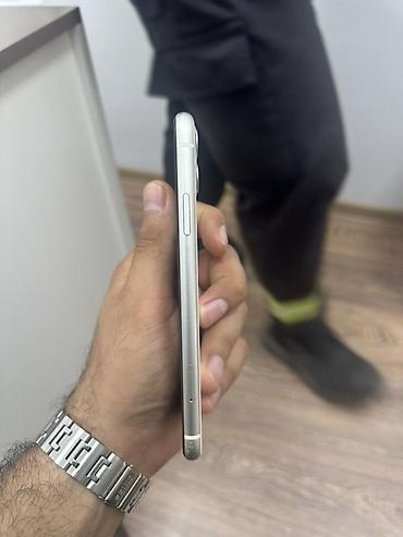 iphone 11 ilə barter: IPhone 11, Ağ, Face ID — 4