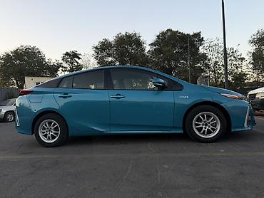оптика: Toyota Prius: 2019 г., 1.8 л, Автомат, Гибрид, Хэтчбэк — 3