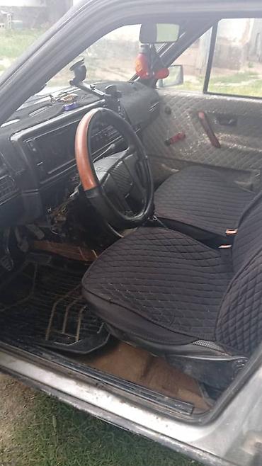 авто ярис: Volkswagen Golf: 1987 г., Хэтчбэк — 5