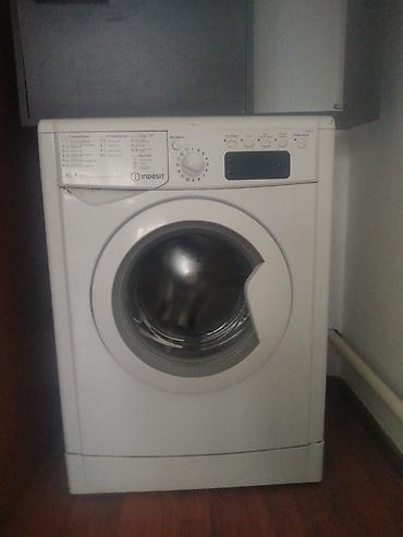 холодильник бытовой: Стиральная машина Indesit 
6000 сом — 1