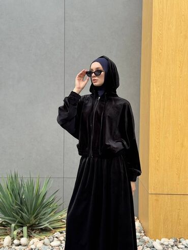 обувь для охоты: Вельветовый женский комплект в черном цвете в стиле modest fashion